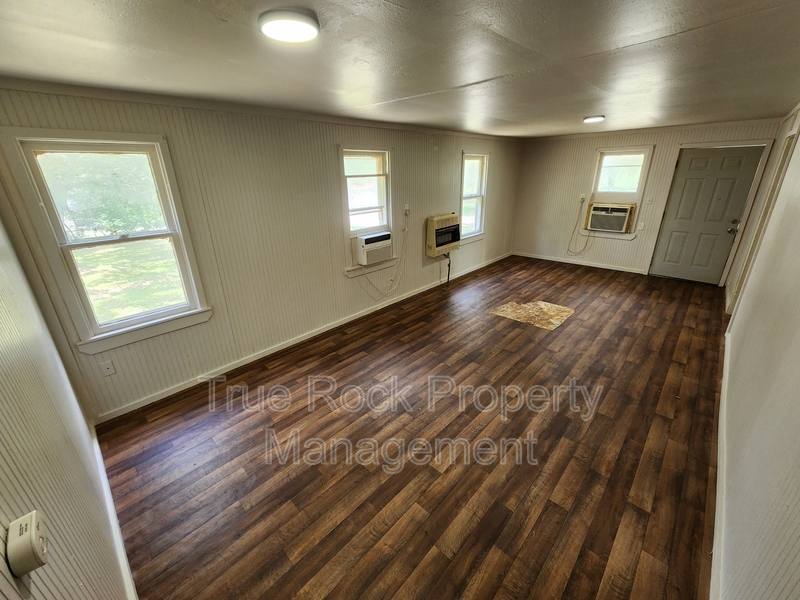 House for rent at 104 Osage St, Asher, OK 74826