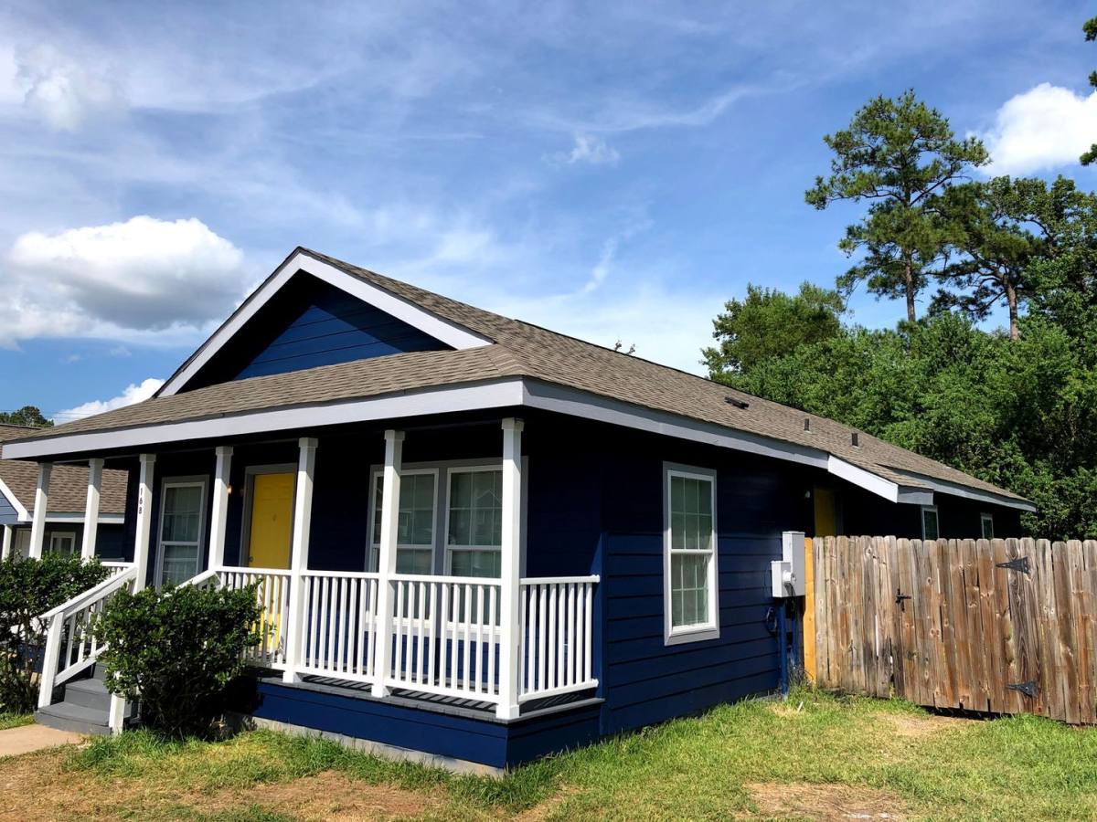 Apartment for rent at 168 Varsity Dr, Huntsville, TX 77340