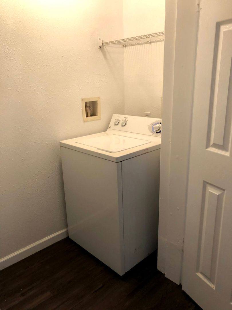 Apartment for rent at 168 Varsity Dr, Huntsville, TX 77340