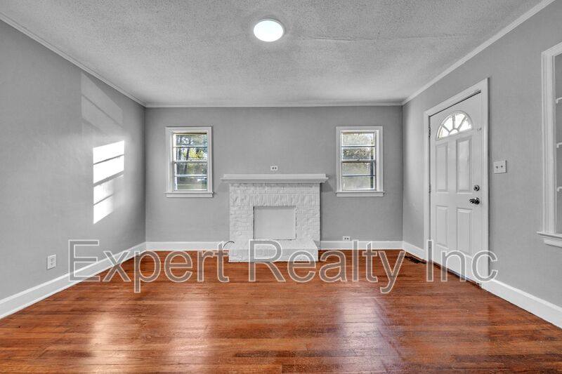 House for rent at 616 Rutledge Dr, Birmingham, AL 35228