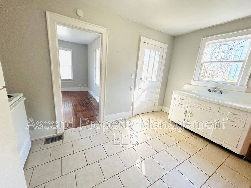 House for rent at 4504 Old Mission Rd, Chattanooga, TN 37411