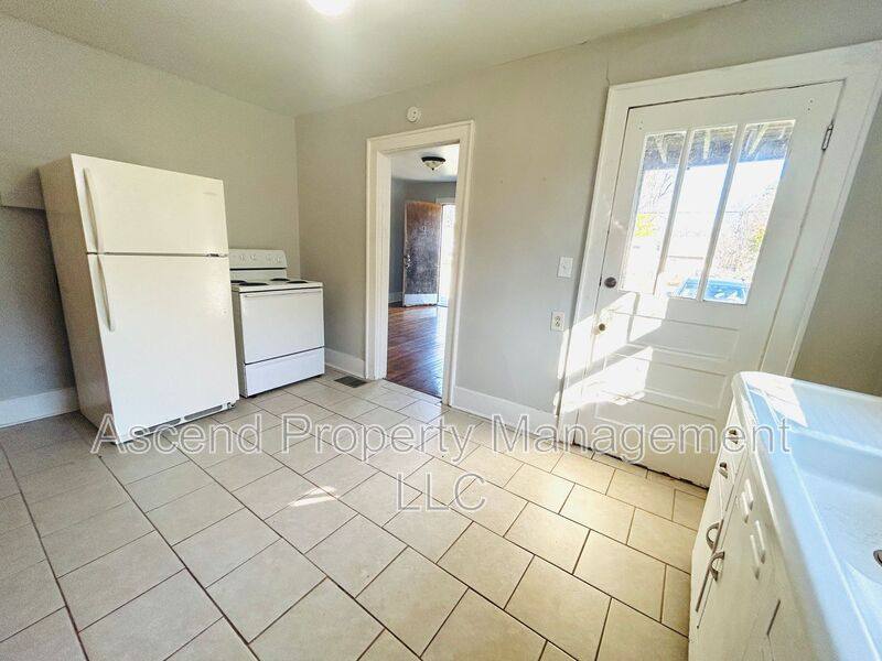House for rent at 4504 Old Mission Rd, Chattanooga, TN 37411