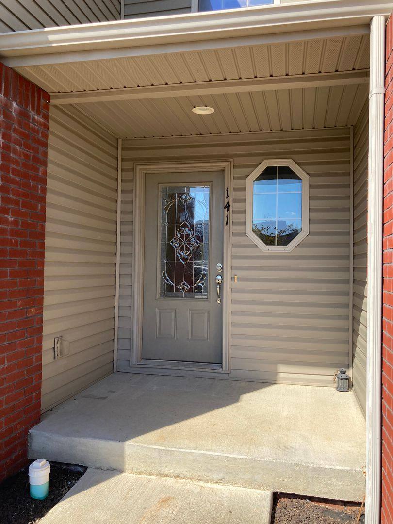 Townhouse for rent at 141 Twin Lakes Dr, Vine Grove, KY 40175