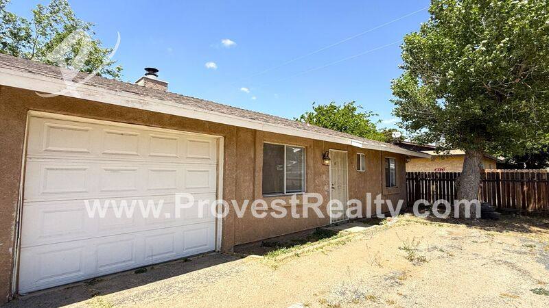 Apartment for rent at 20236 Pawhuska Rd #4, Apple Valley, CA 92307