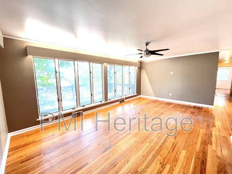 Townhouse for rent at 1139 N Sunset Dr, Fayetteville, AR 72701