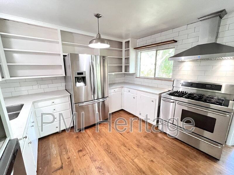 Townhouse for rent at 1139 N Sunset Dr, Fayetteville, AR 72701