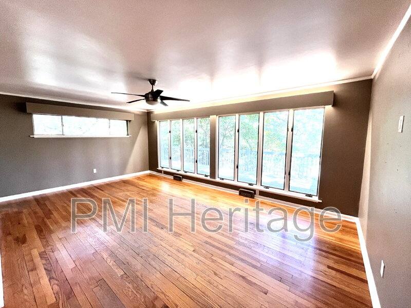 Townhouse for rent at 1139 N Sunset Dr, Fayetteville, AR 72701