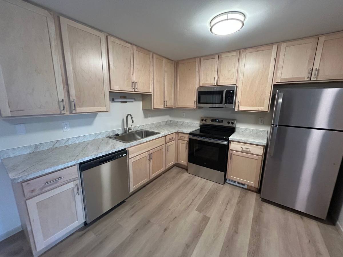 Apartment for rent at 25 Bluemound Court, Appleton, WI 54914