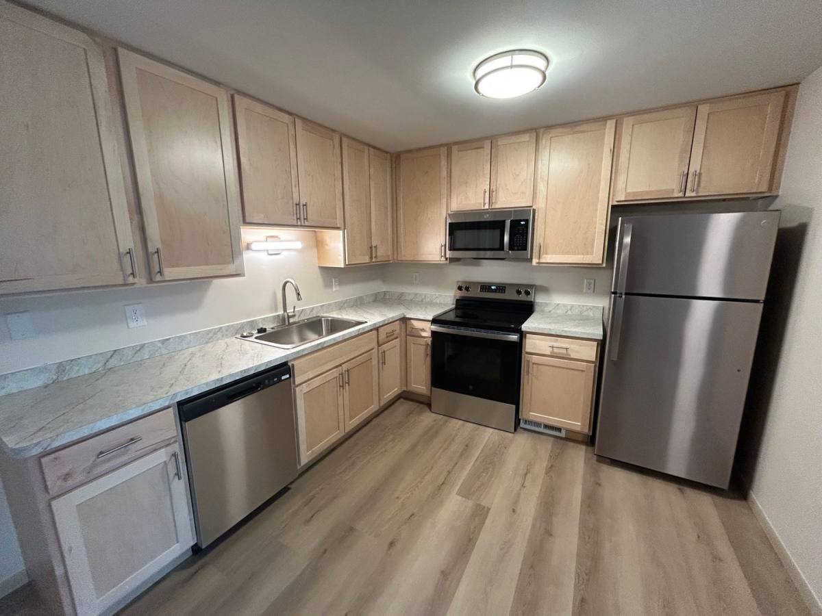 Apartment for rent at 25 Bluemound Court, Appleton, WI 54914