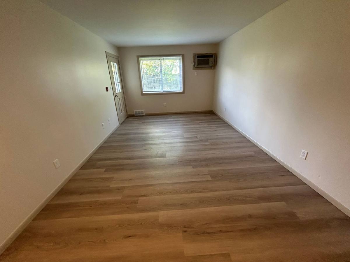 Apartment for rent at 25 Bluemound Court, Appleton, WI 54914