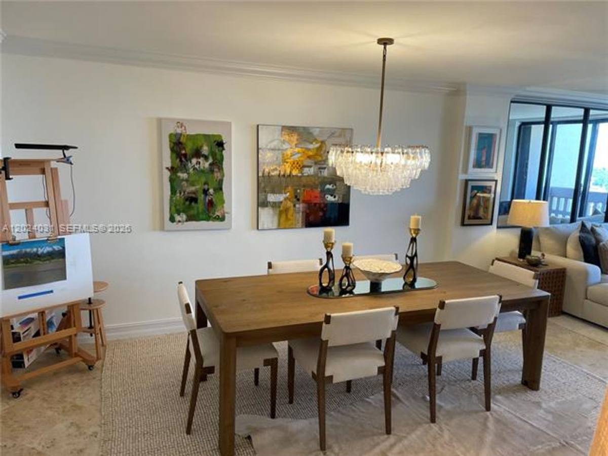 Apartment for rent at 90 Edgewater Dr, Miami, FL 33133