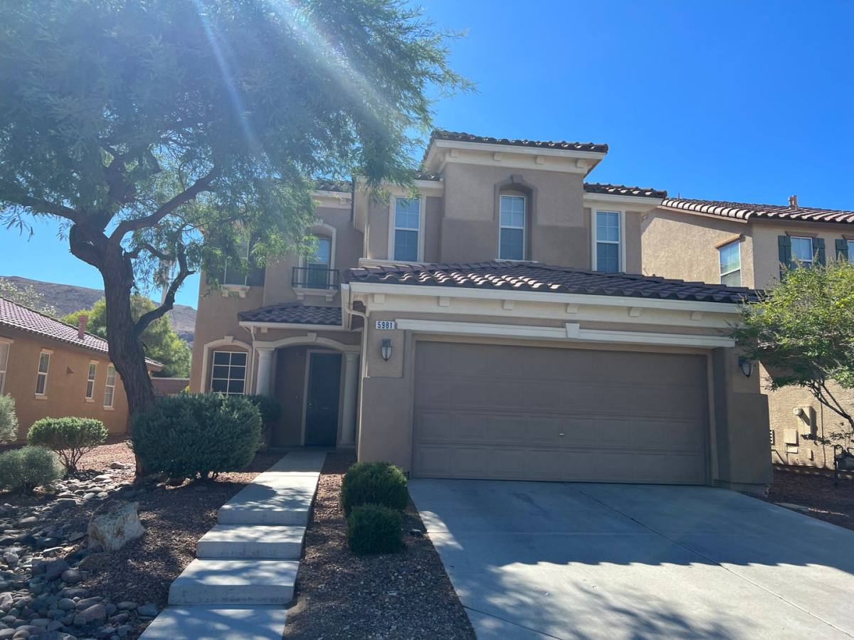 House for rent at 5981 Honeysuckle Ridge St, Las Vegas, NV 89148