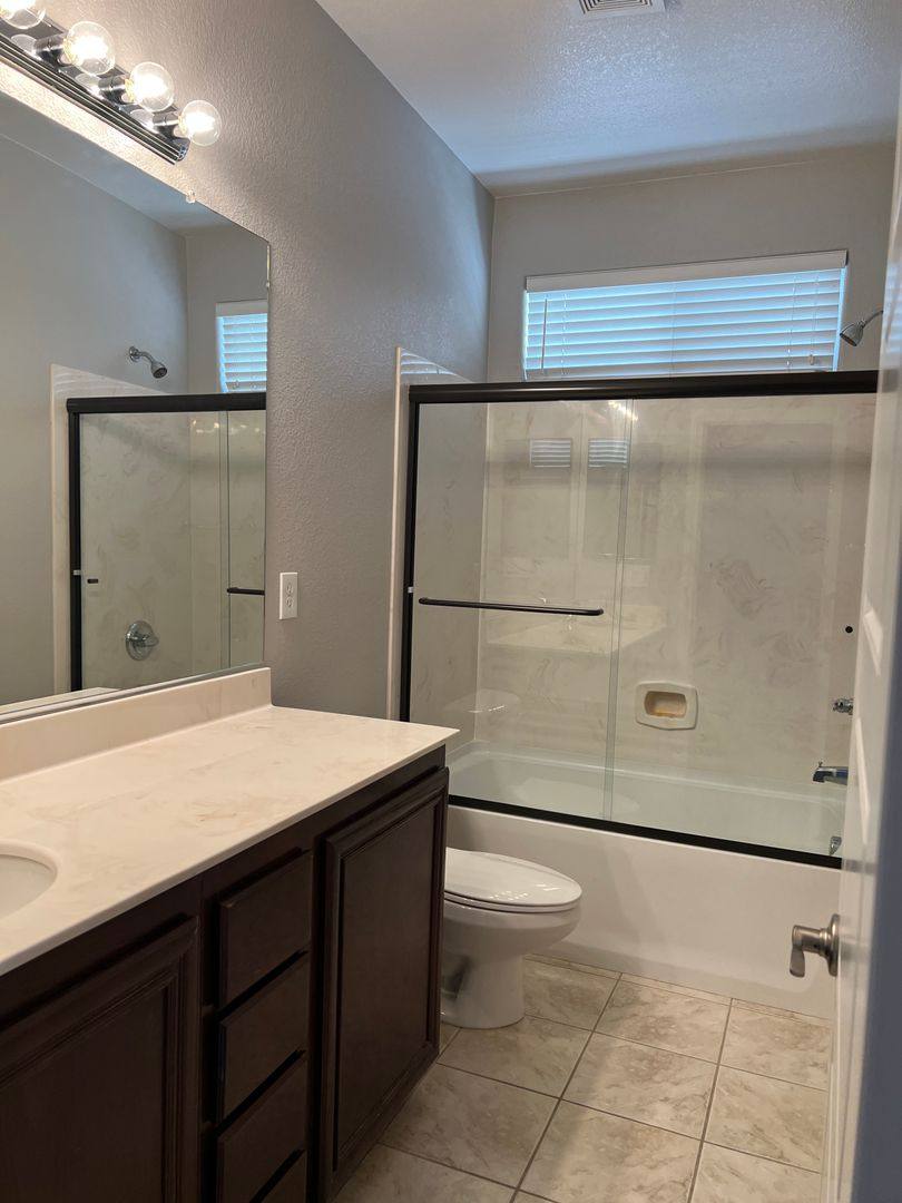 House for rent at 5981 Honeysuckle Ridge St, Las Vegas, NV 89148
