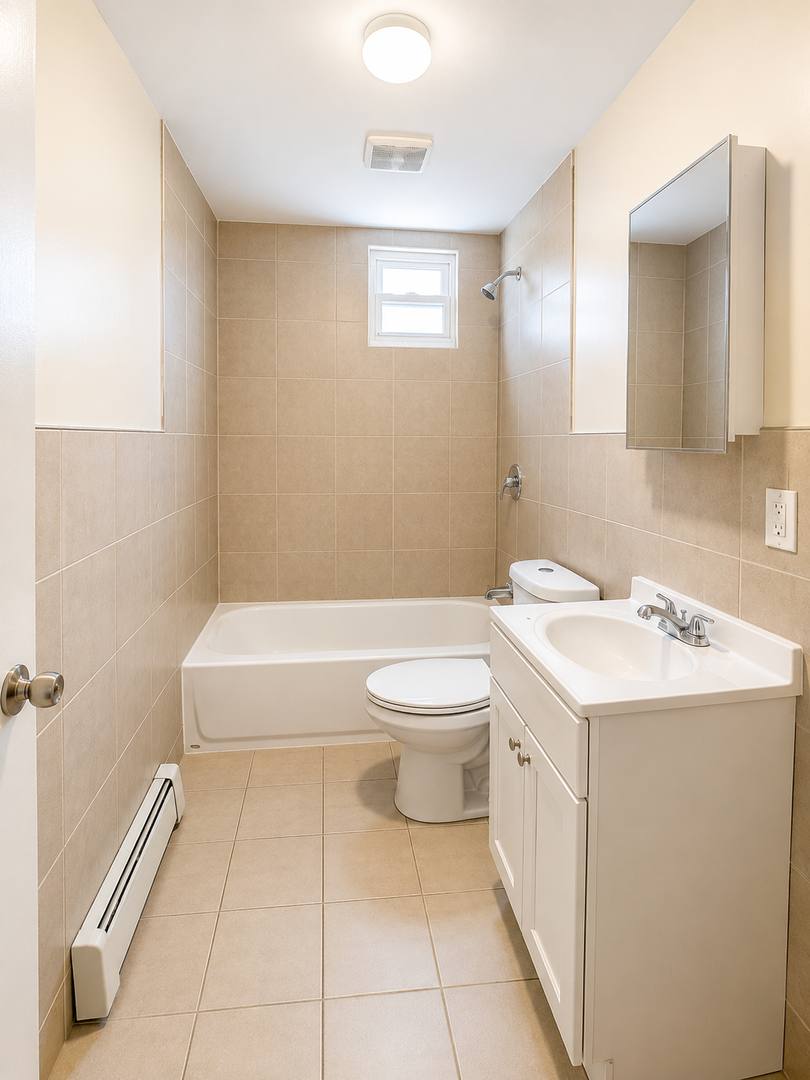 Apartment for rent at 1379 Bronx River Ave, Bronx, NY 10472