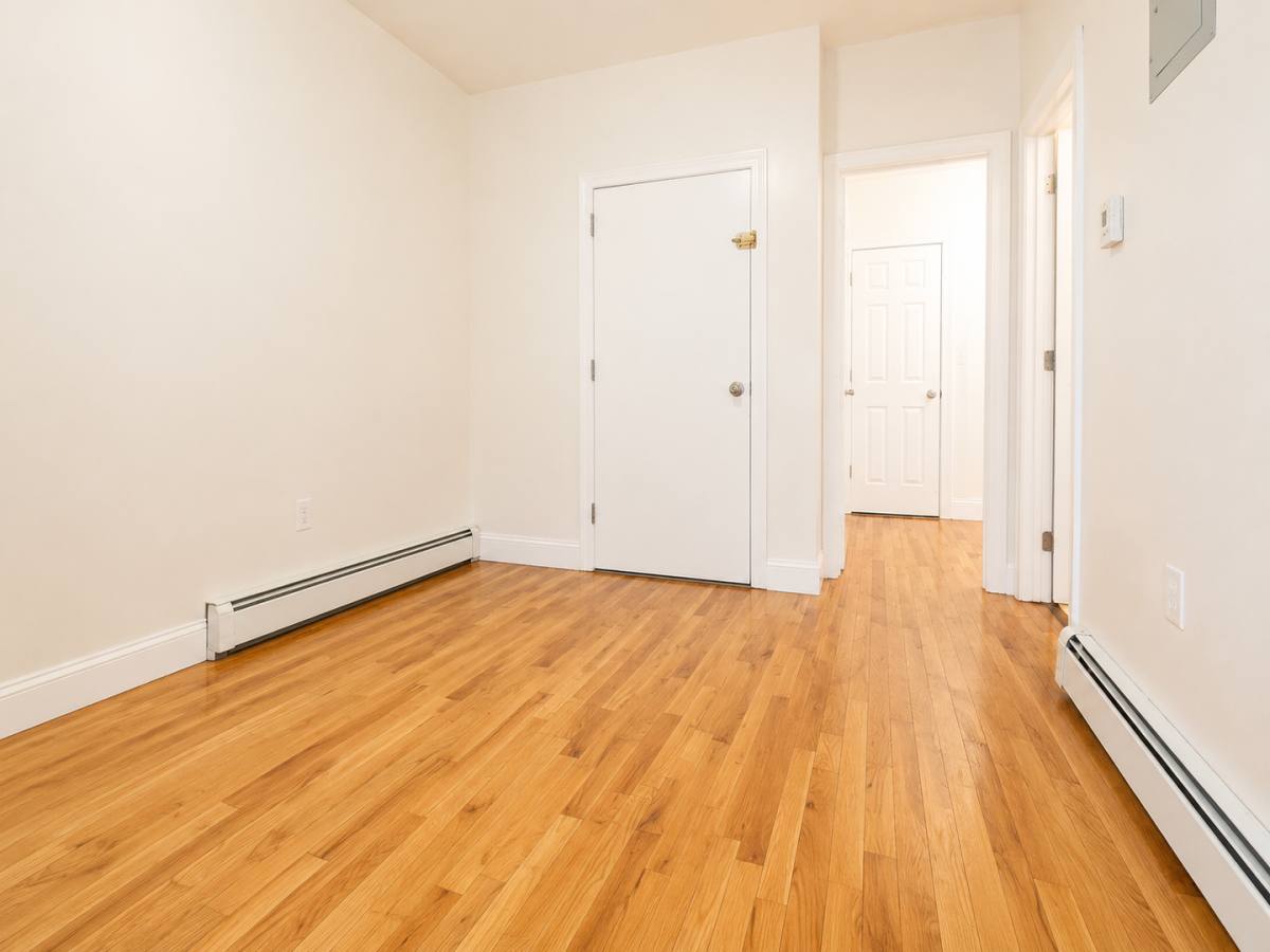 Apartment for rent at 1379 Bronx River Ave, Bronx, NY 10472