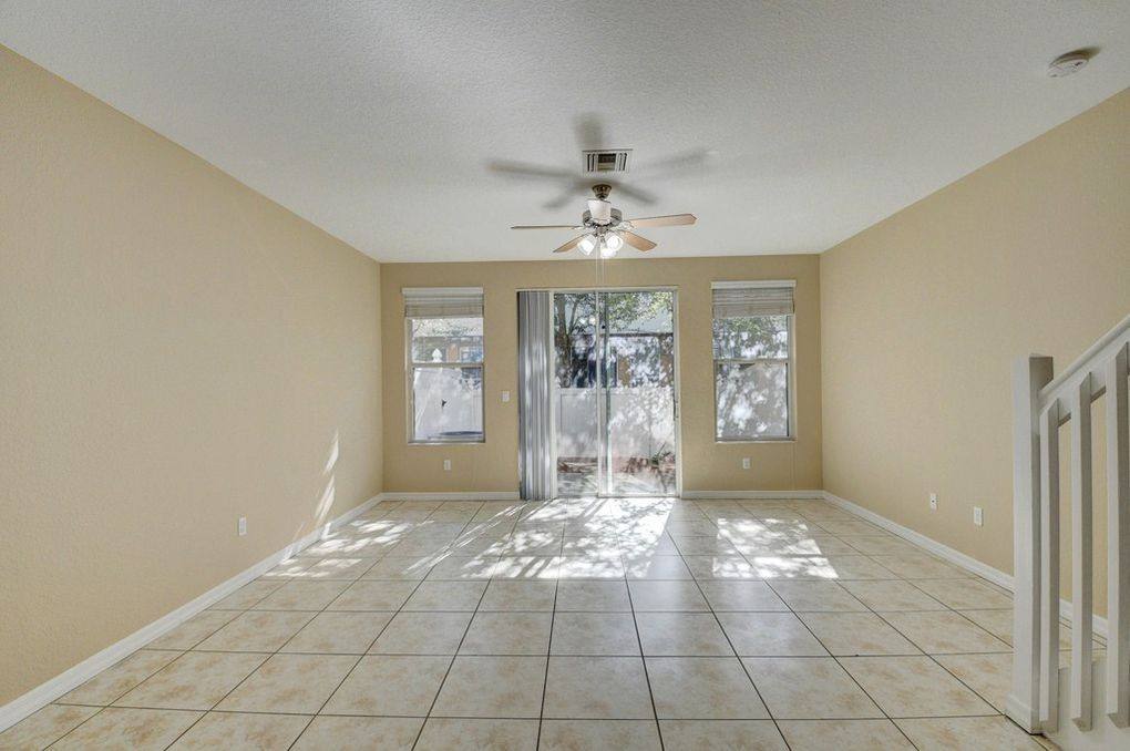 Apartment for rent at 100 Williams Court, Lake Worth, FL 33461