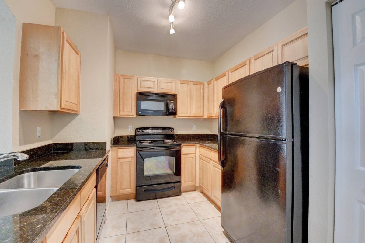 Apartment for rent at 100 Williams Court, Lake Worth, FL 33461