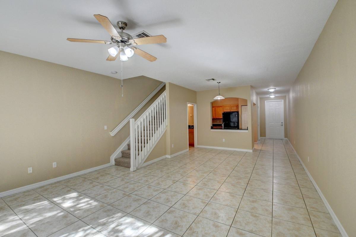 Apartment for rent at 100 Williams Court, Lake Worth, FL 33461