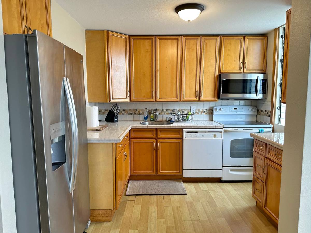 Condo for rent at 419 A Atkinson Dr, Honolulu, HI 96814
