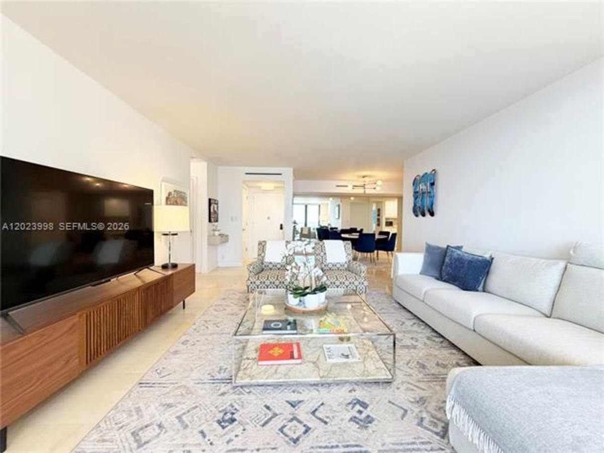 Condo for rent at 1111 Crandon Blvd, Key Biscayne, FL 33149