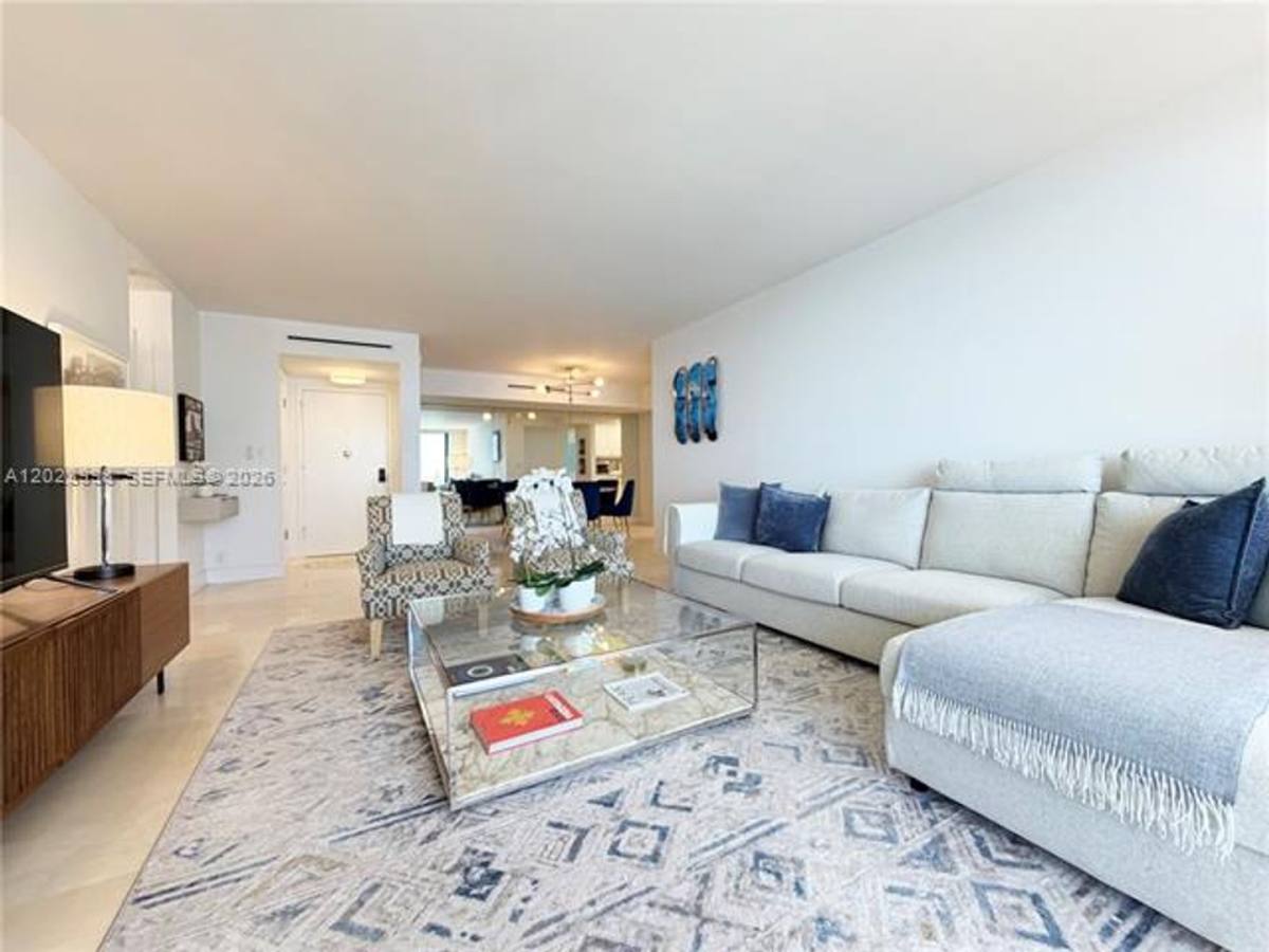 Condo for rent at 1111 Crandon Blvd, Key Biscayne, FL 33149