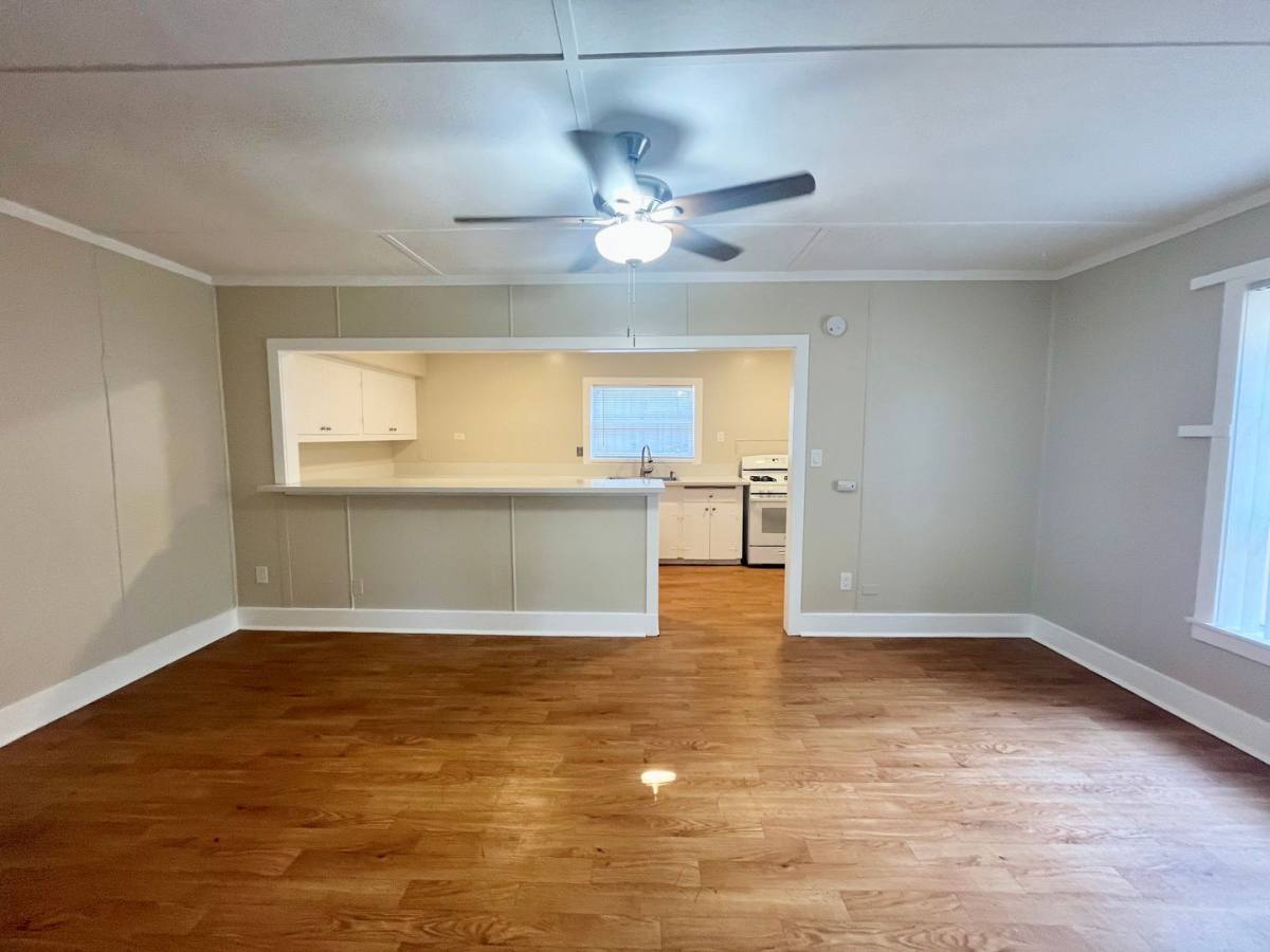 Apartment for rent at 264 Avalon Dr, Vista, CA 92084