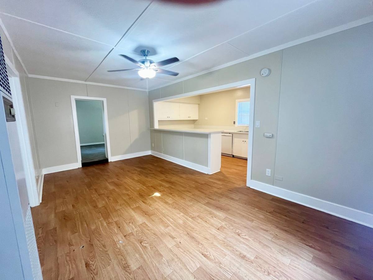 Apartment for rent at 264 Avalon Dr, Vista, CA 92084
