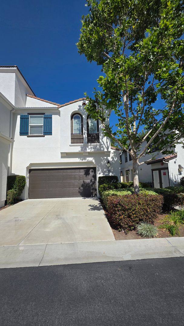 Townhouse for rent at 44096 Calle Allicante, Temecula, CA 92592