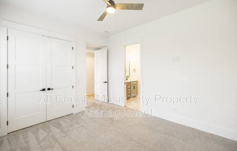House for rent at 507 Summit St, Nashville, TN 37209