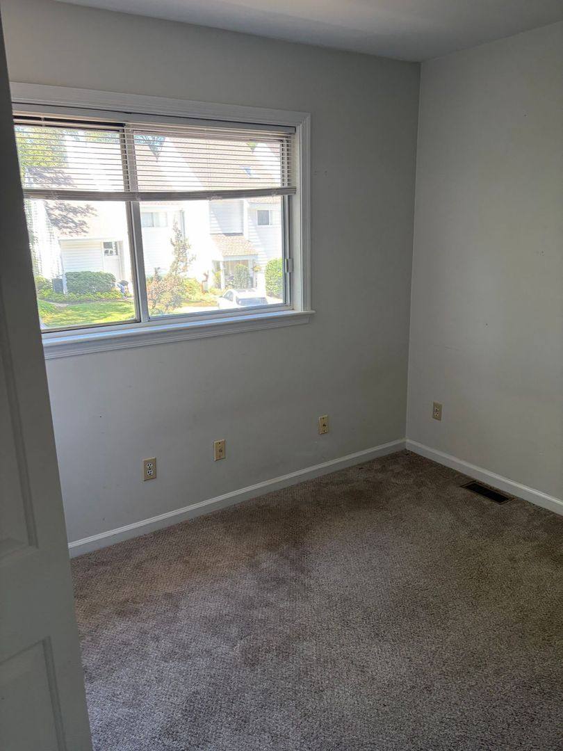 Townhouse for rent at 124 Governor Berkeley Rd #13, Williamsburg, VA 23185