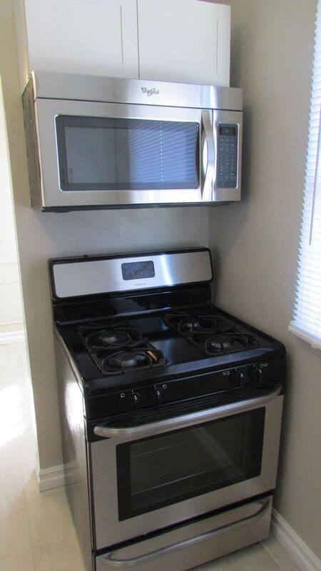 House for rent at 1323 S Highland Ave, Los Angeles, CA 90019
