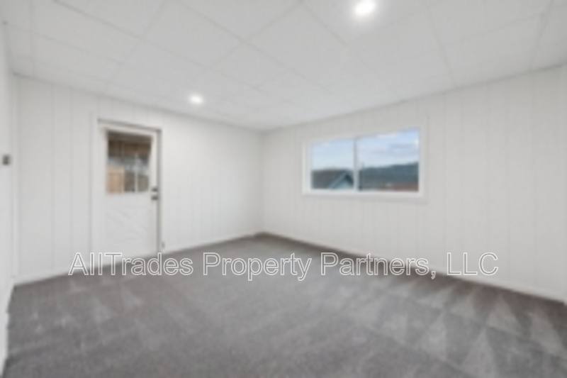 House for rent at 408 Chestnut St, McKeesport, PA 15132