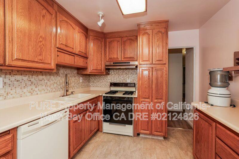 House for rent at 10 Nancy Dr, Novato, CA 94947