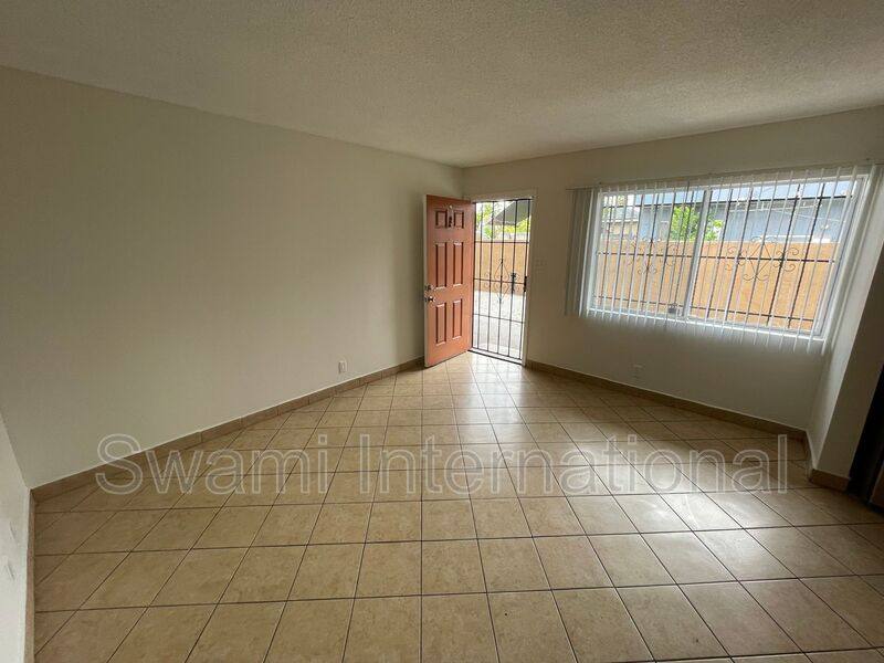 Apartment for rent at 7716 S Figueroa St #4, Los Angeles, CA 90003