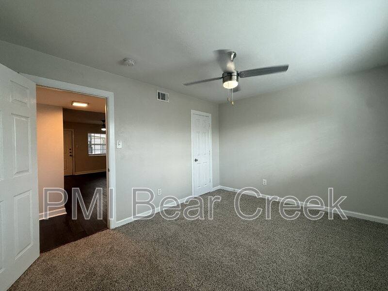 Apartment for rent at 1824 Thonig Rd #10, Houston, TX 77055