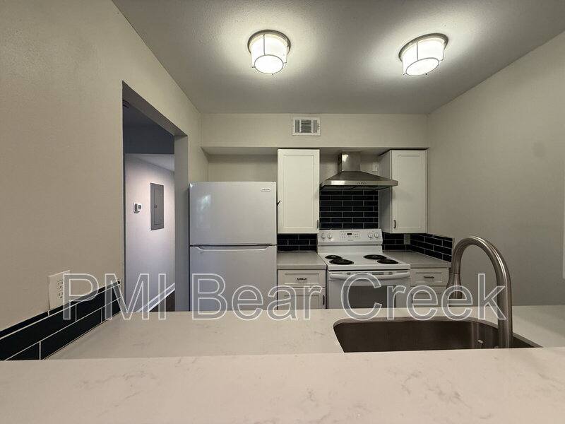 Apartment for rent at 1824 Thonig Rd #10, Houston, TX 77055