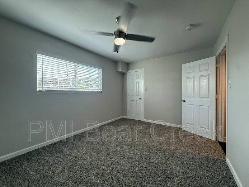 Apartment for rent at 1824 Thonig Rd #10, Houston, TX 77055