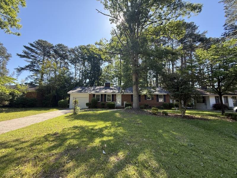 House for rent at 207 Belvedere Dr, Greenville, NC 27834