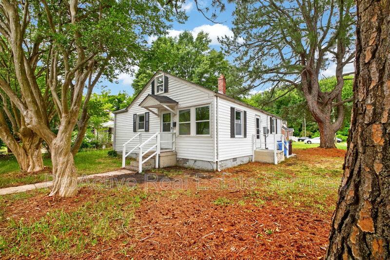 House for rent at 900 Partridge Ave, Chesapeake, VA 23324