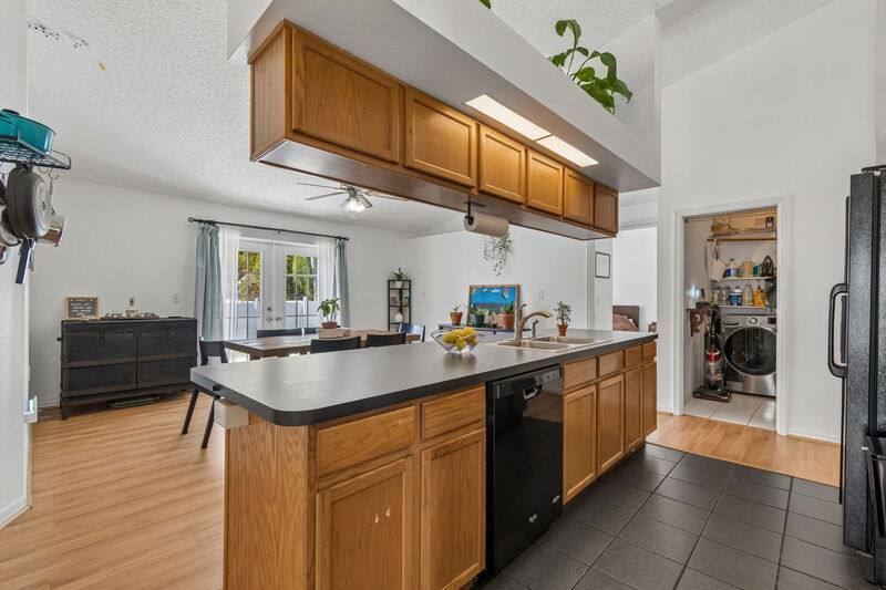 House for rent at 1898 76th Place N, Saint Petersburg, FL 33702