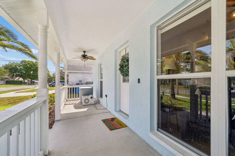 House for rent at 1898 76th Place N, Saint Petersburg, FL 33702