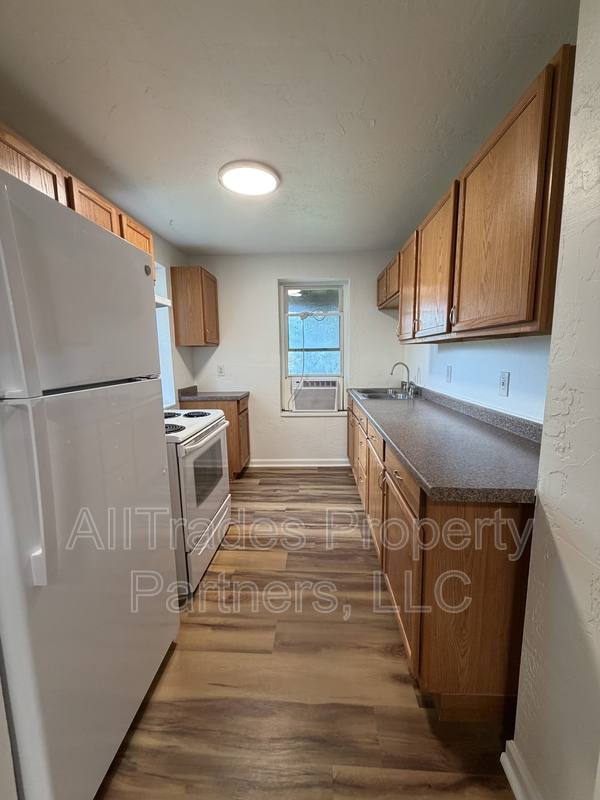 Apartment for rent at 527 Duquesne Ave #1, Trafford, PA 15085