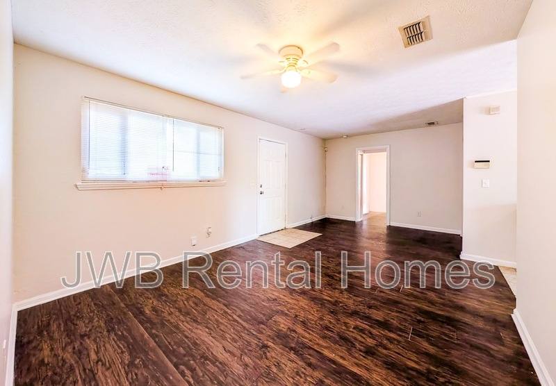 House for rent at 4503 Melvin Circle W, Jacksonville, FL 32210