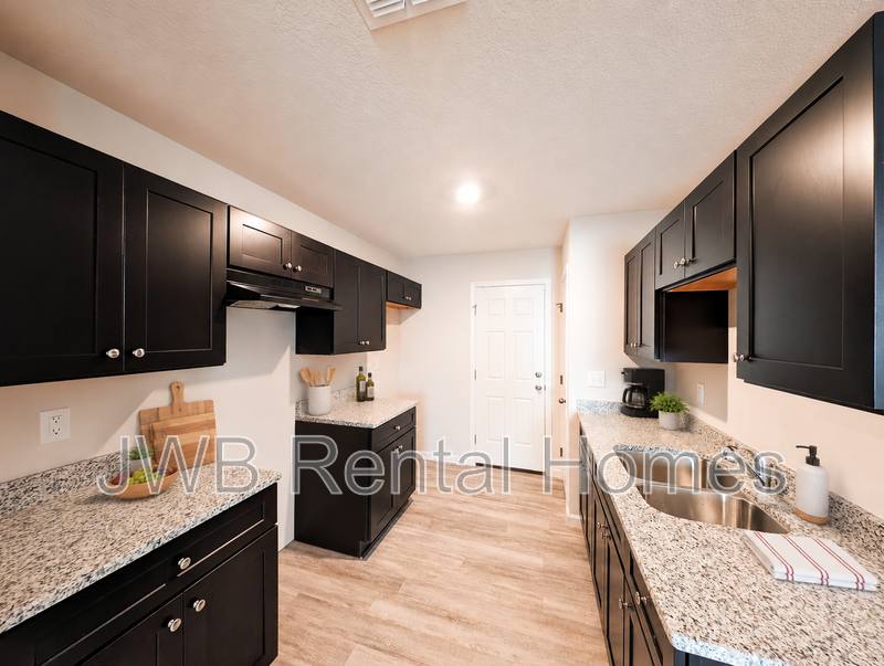 House for rent at 1923 Broadway Ave, Jacksonville, FL 32209