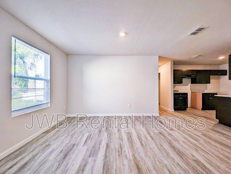 House for rent at 1923 Broadway Ave, Jacksonville, FL 32209