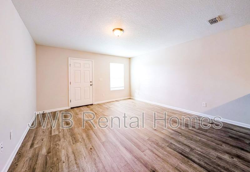 Townhouse for rent at 8460 McGirts Village Lane, Jacksonville, FL 32210
