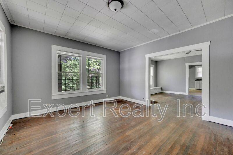 House for rent at 608 5th Ave, Birmingham, AL 35228