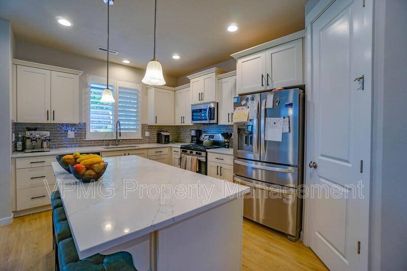 House for rent at 18404 NE 43rd Ave, Vancouver, WA 98686