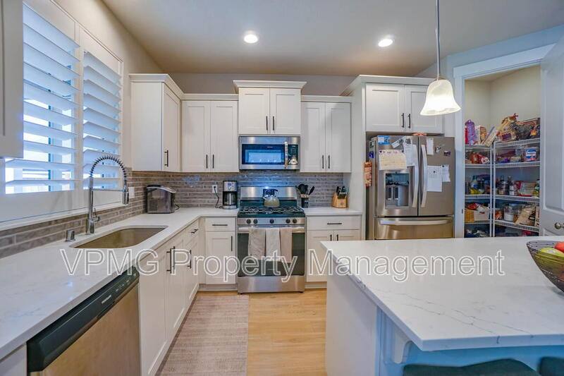 House for rent at 18404 NE 43rd Ave, Vancouver, WA 98686