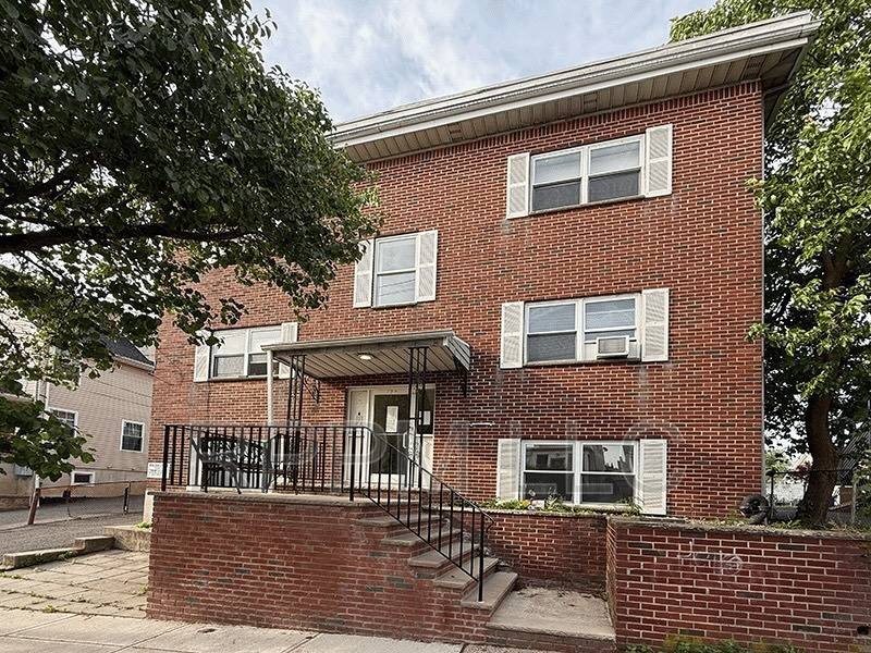Apartment for rent at 109 William St #2, Belleville, NJ 07109